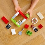 LEGO Duplo Town Pizza Stand